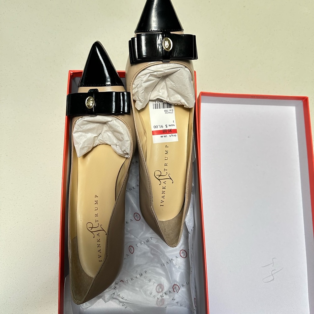 Ivanka Trump Black and Tan Women's Shoes